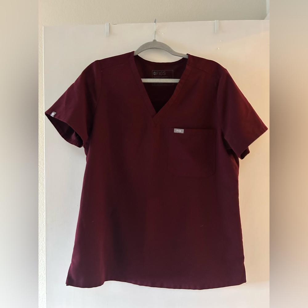 FIGS Burgundy Catarina - One-Pocket Scrub Top Size L